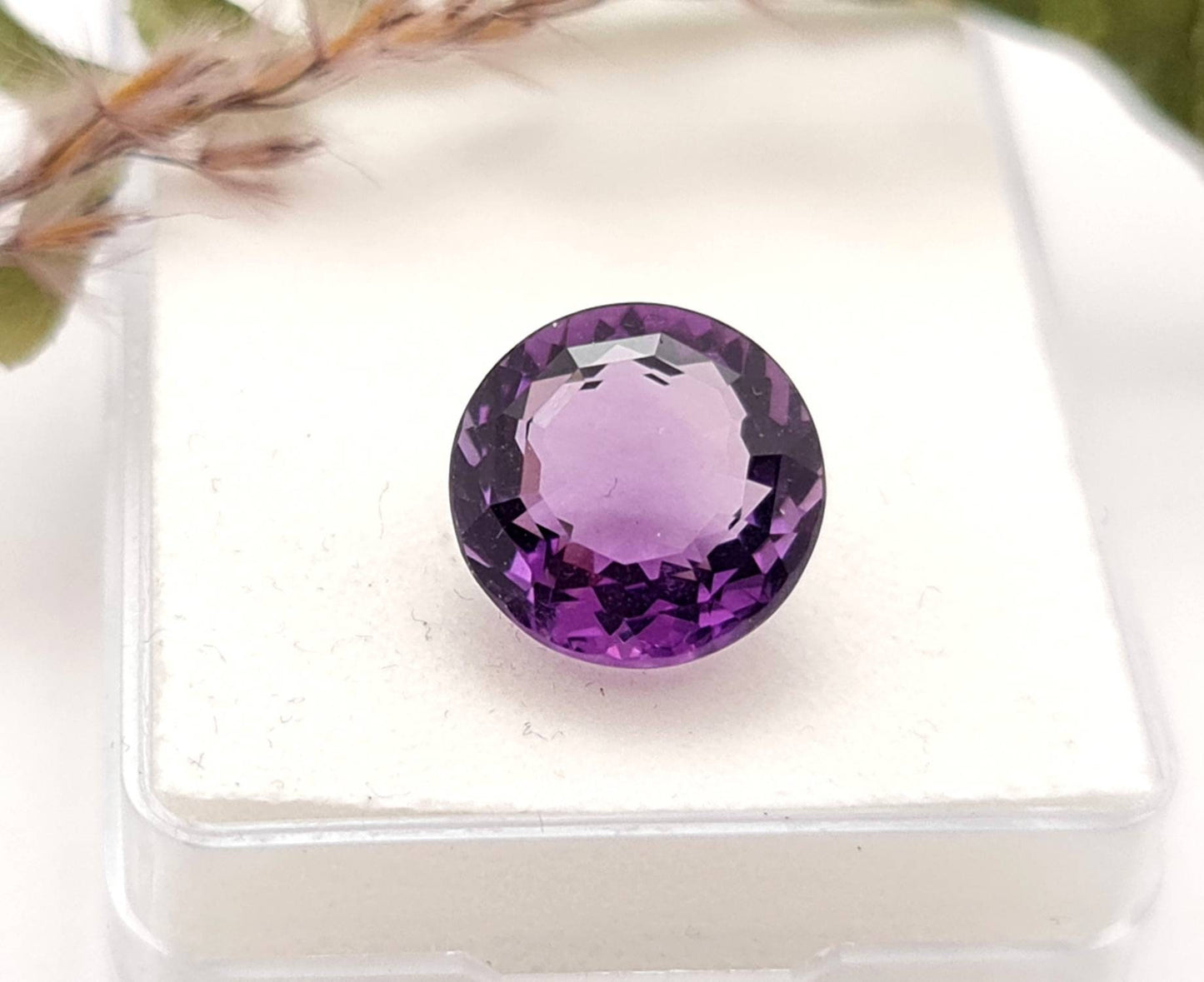 Echter violetter Amethyst rund facettiert lila 12,7mm 7,87ct (Nr.995)