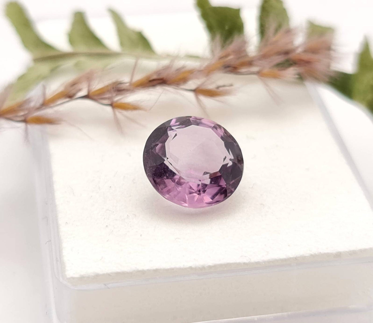 Echter violetter Amethyst rund facettiert lila 11,1mm 4,78ct (Nr.1012)