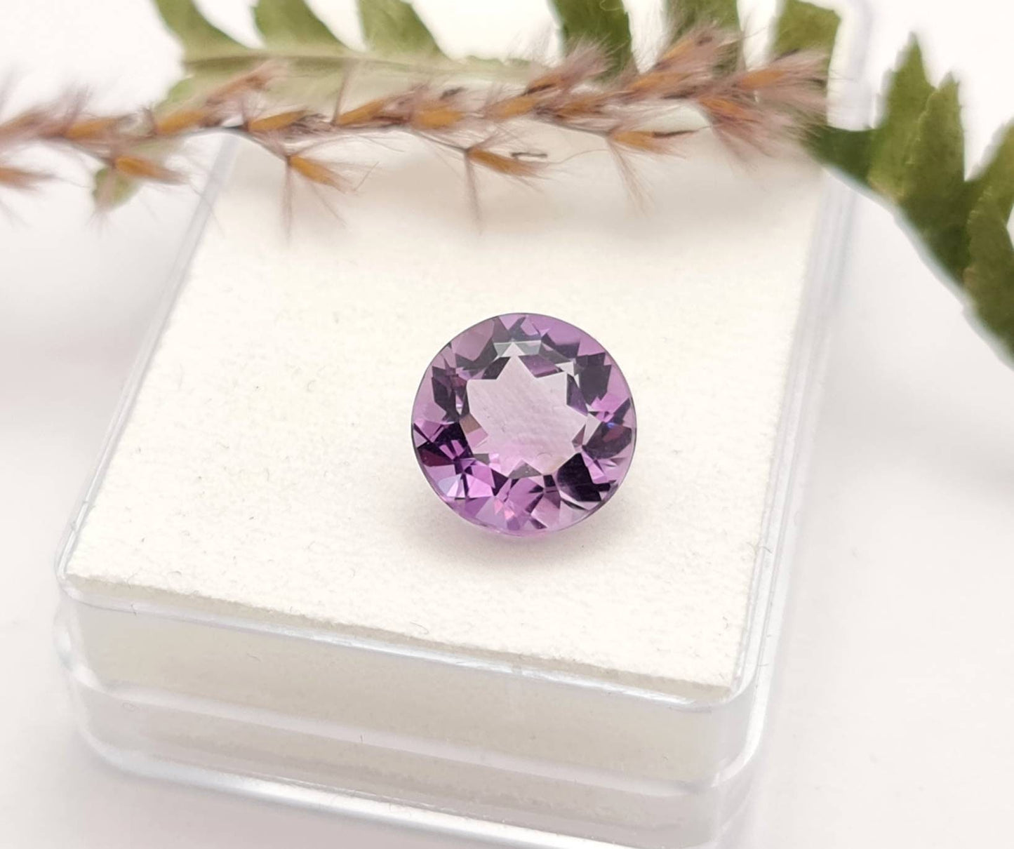 Echter violetter Amethyst rund facettiert lila 11,3mm 4,78ct (Nr.1015)