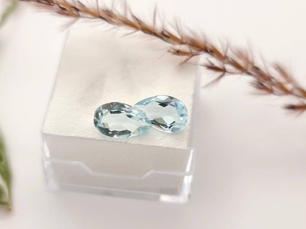 Echte blaue Aquamarin Tropfen, Paar, 10x6mm 2,48ct (Nr.1095)