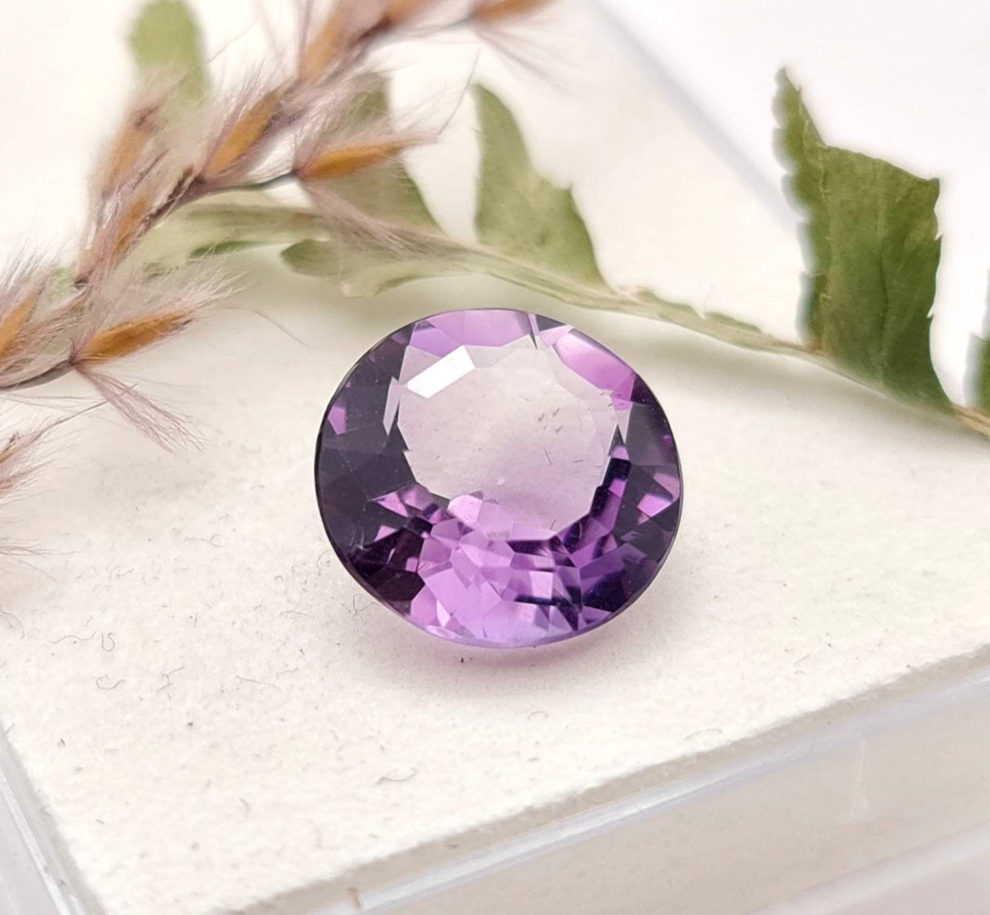 Echter facettierter Amethyst lila violett rund 11,2mm 4,48ct (Nr.1026)