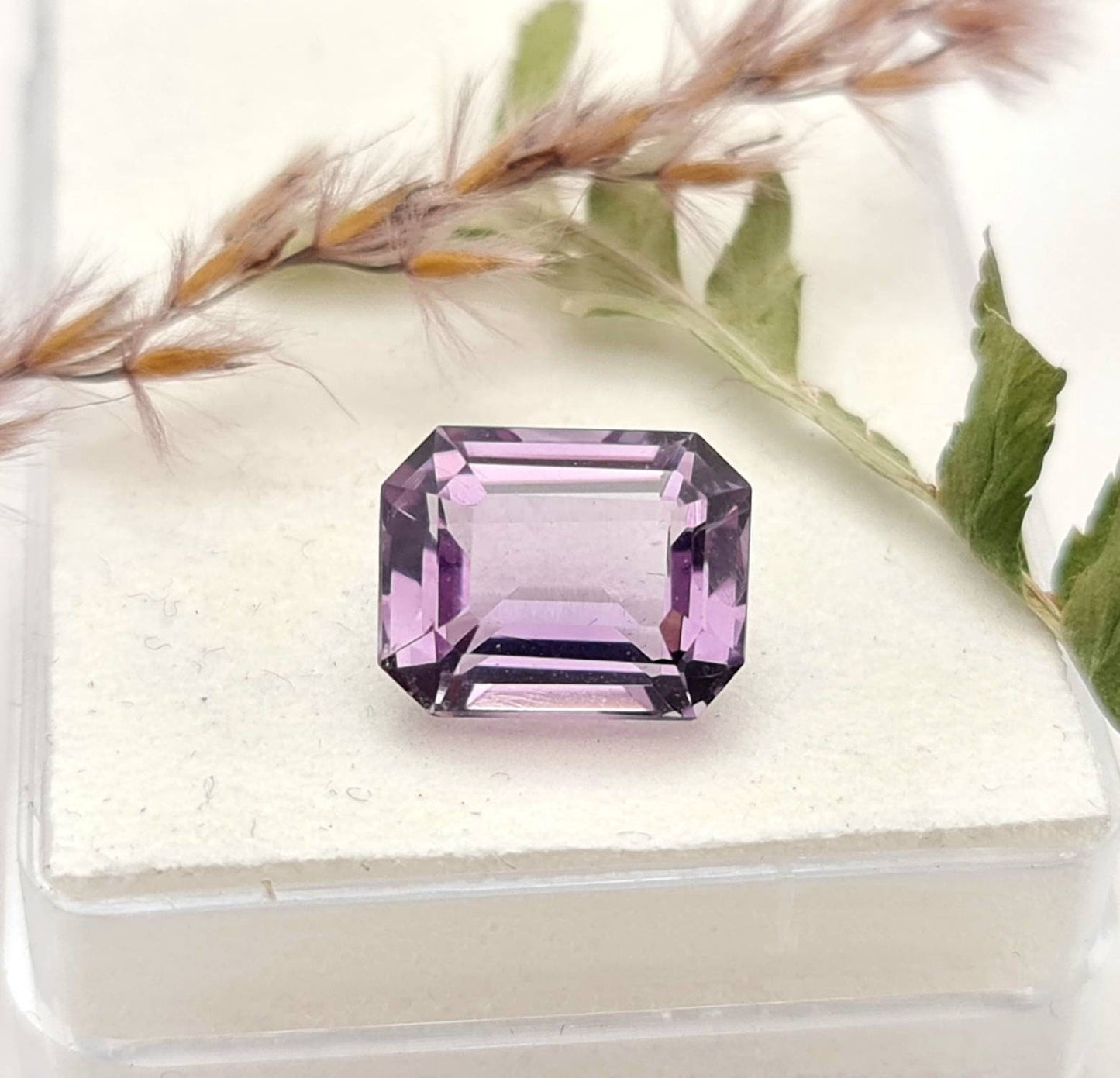 Echter facettierter Amethyst lila violett oktagon 12x9,6mm 5,3ct (Nr.1027)