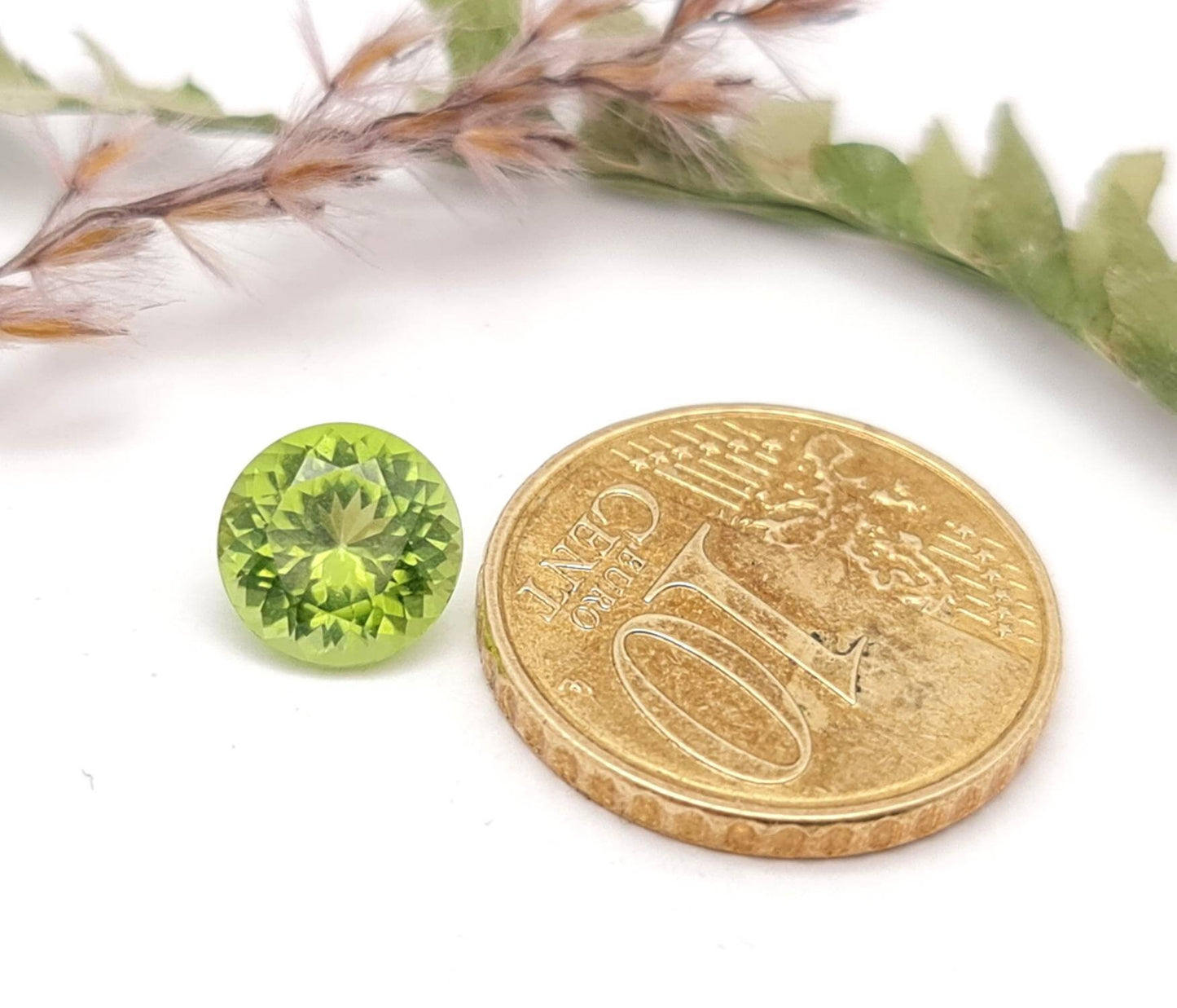 Echter grüner Peridot facettiert rund 8mm (Nr.1066)