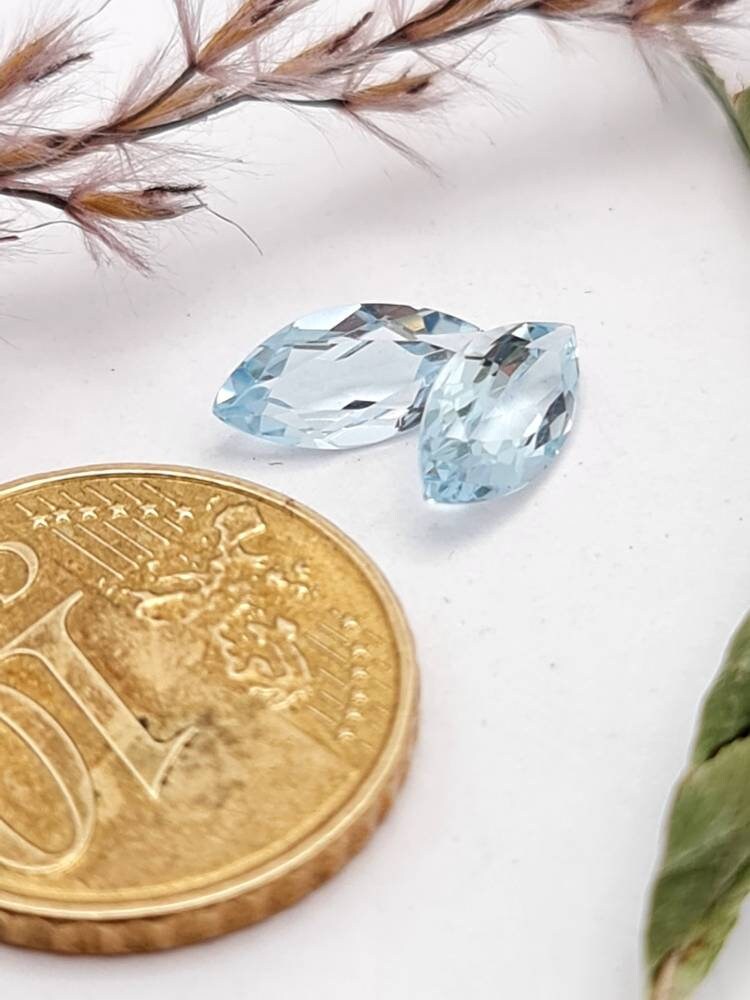 Echte facettierte Aquamarine navette blau Paar 10x5mm 1.7ct (Nr.1076)