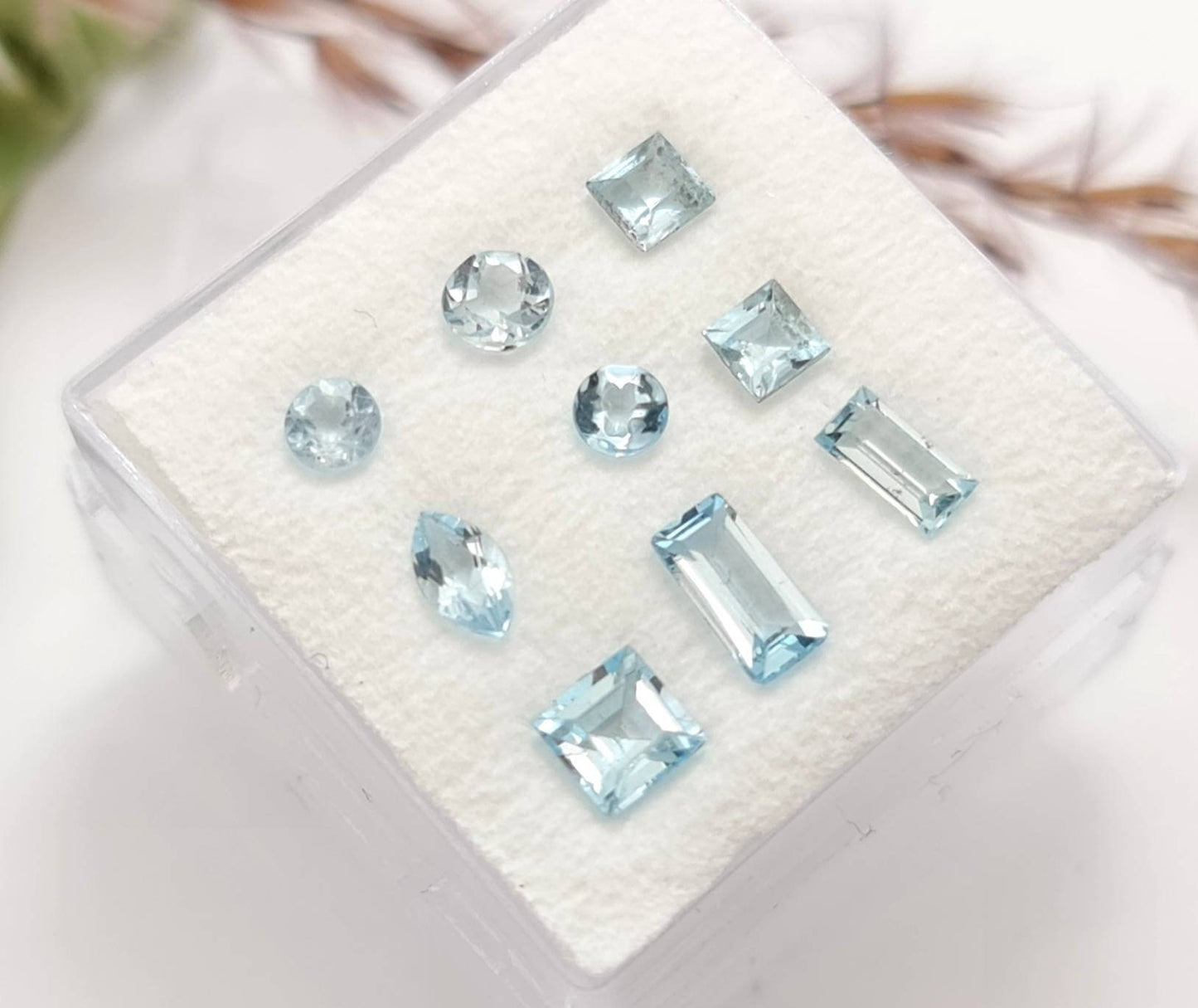 Feines Lot Aquamarine, blau, facettiert, verschiedene Formen 9 Stück 3-6mm 2,25ct (Nr.1152)