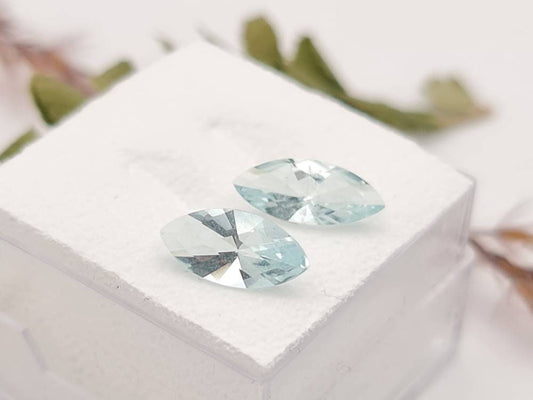 Ein Paar Aquamarine, hellblau in Navette facettiert 10x5mm 1,45ct (Nr.1170)