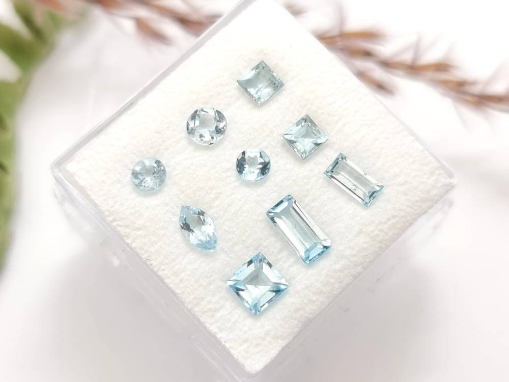 Feines Lot Aquamarine, blau, facettiert, verschiedene Formen 9 Stück 3-6mm 2,25ct (Nr.1152)